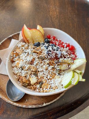 Granola mit Soja Joghurt   at Glücksküche in Bremen
