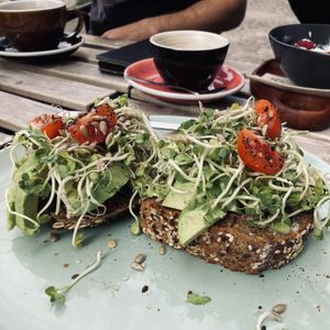 Avocado toast   at Glücksküche in Bremen
