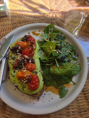Avocado Stulle at Glücksküche in Bremen