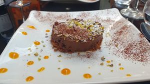 Dessert at V&G in Avignon