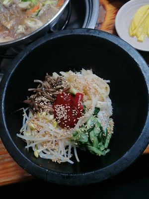 Veganized bibimbap at Korean Soy Silken Tofu 우리콩순두부 in Busan