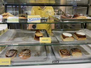 What was left at around 5pm on a Friday   at Benji's Buns in West London