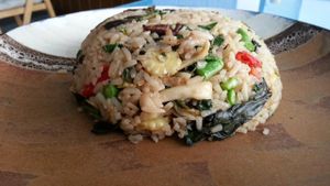 spicy fried rice at Loving Hut - Bangna in Bangkok