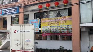 Outside at Loving Hut - Bangna in Bangkok