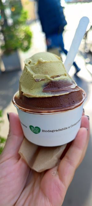 Pistachio and Dark Chocolate with orange at LA Gelateria della Musica - Via Giovanni Enrico Pestalozzi in Milan