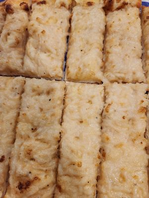 Vegan cheese bread sticks #Veganuary at Pizza Twist in Mckinney