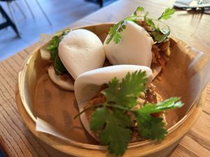 Bao Buns mit Sojahack und Tofucake   at NASHI in Fuessen