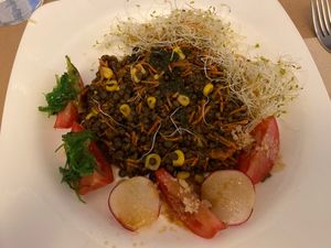 Ensalada de lentejas  at Agape in Vic