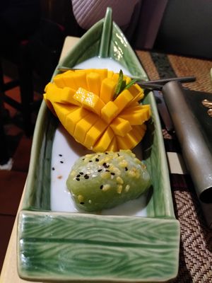 Dessert: Klebreis mit Mango at Pinto Thai in Darmstadt