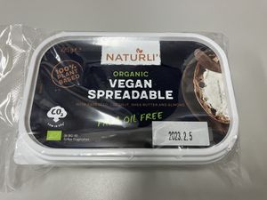 I bought this vegan spreadable at the shop  at Alishan Park アリサンパーク in Tokyo