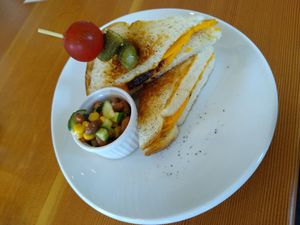 Grill vegan cheese at Alishan Park アリサンパーク in Tokyo