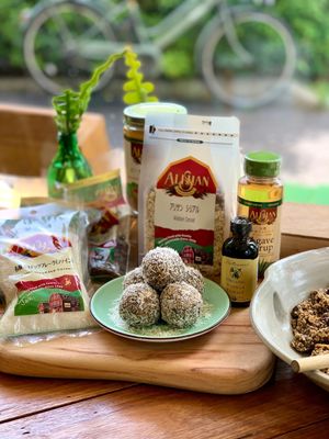 Energy Ball  at Alishan Park アリサンパーク in Tokyo