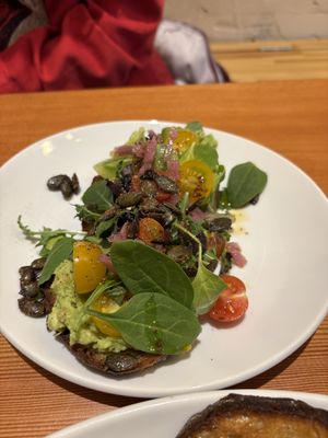   at Alishan Park アリサンパーク in Tokyo