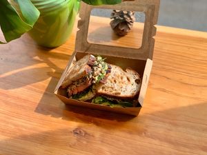 Vegetarian "Tuna" Sando (Takeout) at Alishan Park アリサンパーク in Tokyo