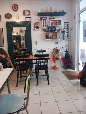  at Le Jardin in Biarritz