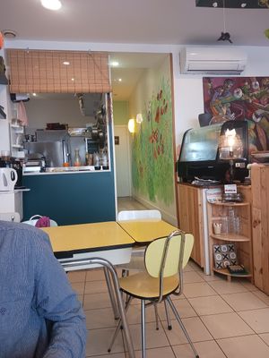  at Le Jardin in Biarritz