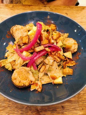 Autumn salad at Le Jardin in Biarritz