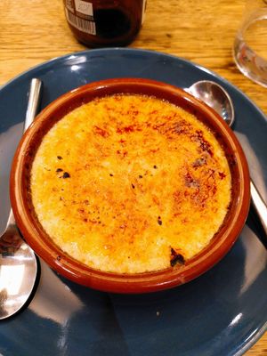 Creme brûlée at Le Jardin in Biarritz
