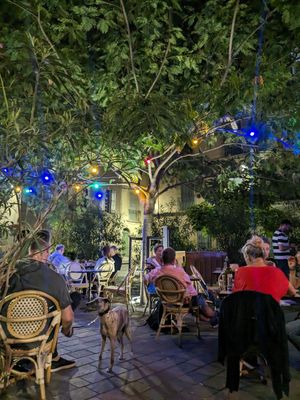  at LES BONS AMIS. Le Comptoir in Beziers