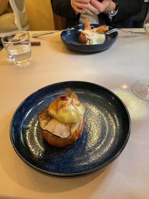   at momento - モメント in Tokyo