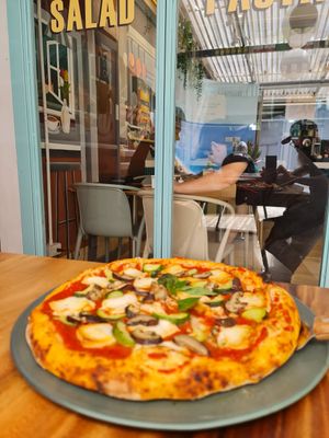 Vegetable & vegan cheese pizza at Vegano in Bangkok
