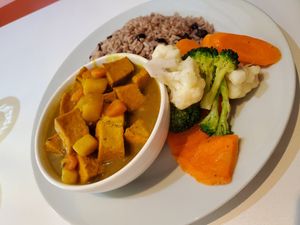 Tofu meal (vegan) at Coral's Caribbean Cuisine in Wiarton
