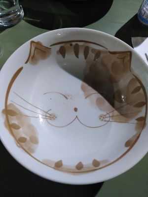 Empty ramen bowl at Mécha Uma in Arles