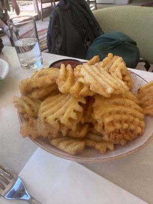 Waffle friess  at Walpa Lobby Bar in Yulara