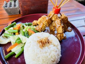 Tempeh Satay  at Cookies Coffee Shop and Foods in Lembongan