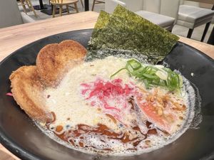 Tonkotsu ramen - our favourite  at Ippudo 博多 一風堂 Plant Based Studio in Tokyo