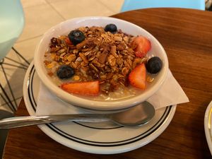 Oatmeal at Goddess And The Baker - Grand Ave in Chicago