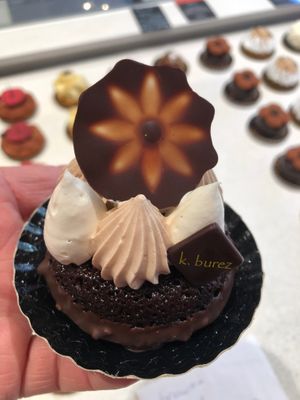 Brownie / caramel / white and milkchocolate mousse at Bakkerij Burez in Oudenaarde