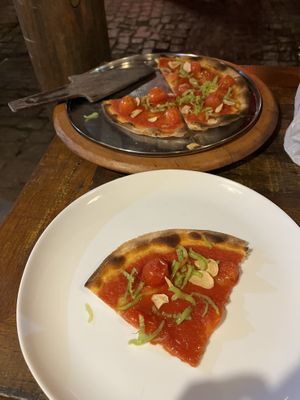pizza rústica pequena (sem queijo)  at Pitanga in Ba