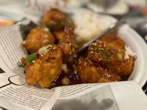 Crispy Cauliflower 😋  at Kkokki Vegan House in Hamburg