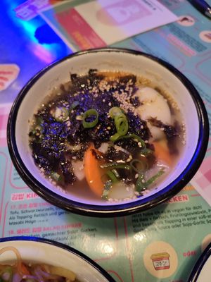 Deokk Mandu soup at Kkokki Vegan House in Hamburg