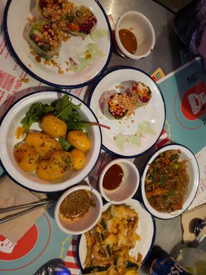 Tapas at Kkokki Vegan House in Hamburg