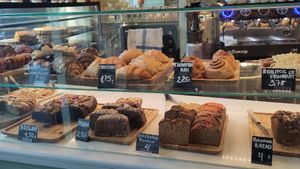 Sweet snacks at Organic Ume in Barcelona