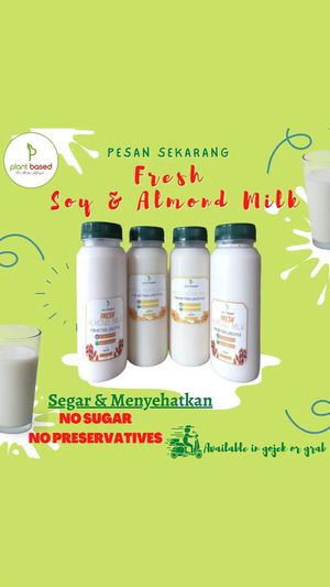 Fresh almond milk & fresh soya milk at Plant Based in 