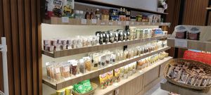 品种繁多 at Plant Based in 