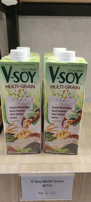 五谷奶 at Plant Based in 