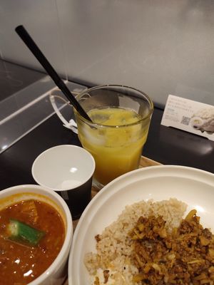 Vegan meat set at Soup Stock Tokyo in Osaka