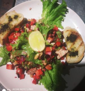 Veji salad at Nonstop Cafe and Homestay in Manali