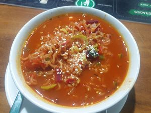 Veg maggi at The Healthy Kitchen in Manali