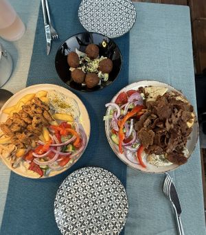Vegan Gyros and Souvlakis 😋  at Happy Friends in Rhodes
