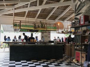 The bar  at Bloom in Grand Baie