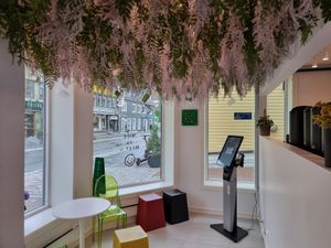 Where U can place your order and enjoy a good view while waiting. at Nice To Meet U. in Tromsoe