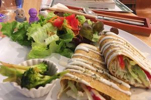 lunch  at Raw8 Cafe in Osaka