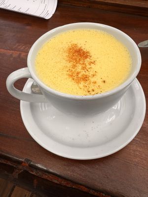Golden Milk (Oat milk)  at TierraLibre in Santiago