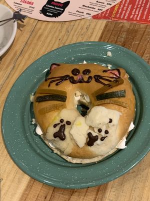 Michirosca rellena de crema batida😄 at 31 Gatitos in Mexico City