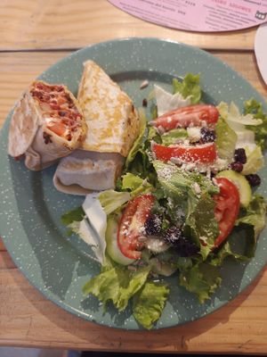 Purrito Chavela tamaño Tigri at 31 Gatitos in Mexico City